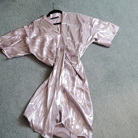 Dress - Picture 3 of 5